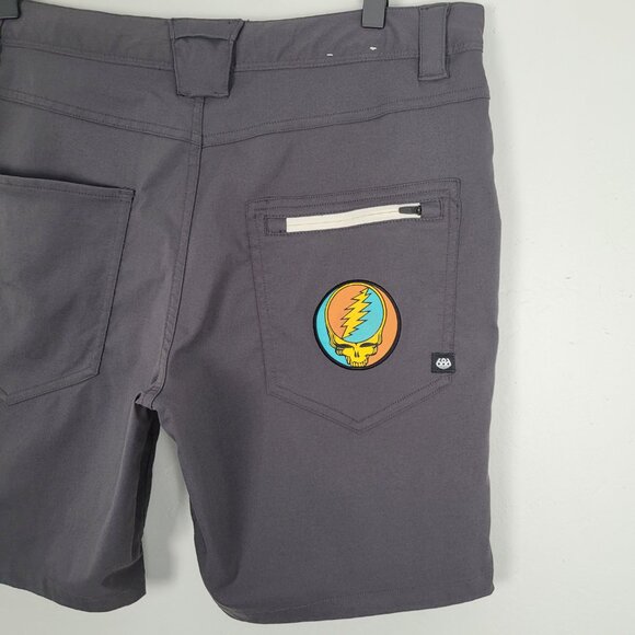 686 Everywhere Hybrid Short Grateful Dead Dark Gray Size 32 - Picture 5 of 13